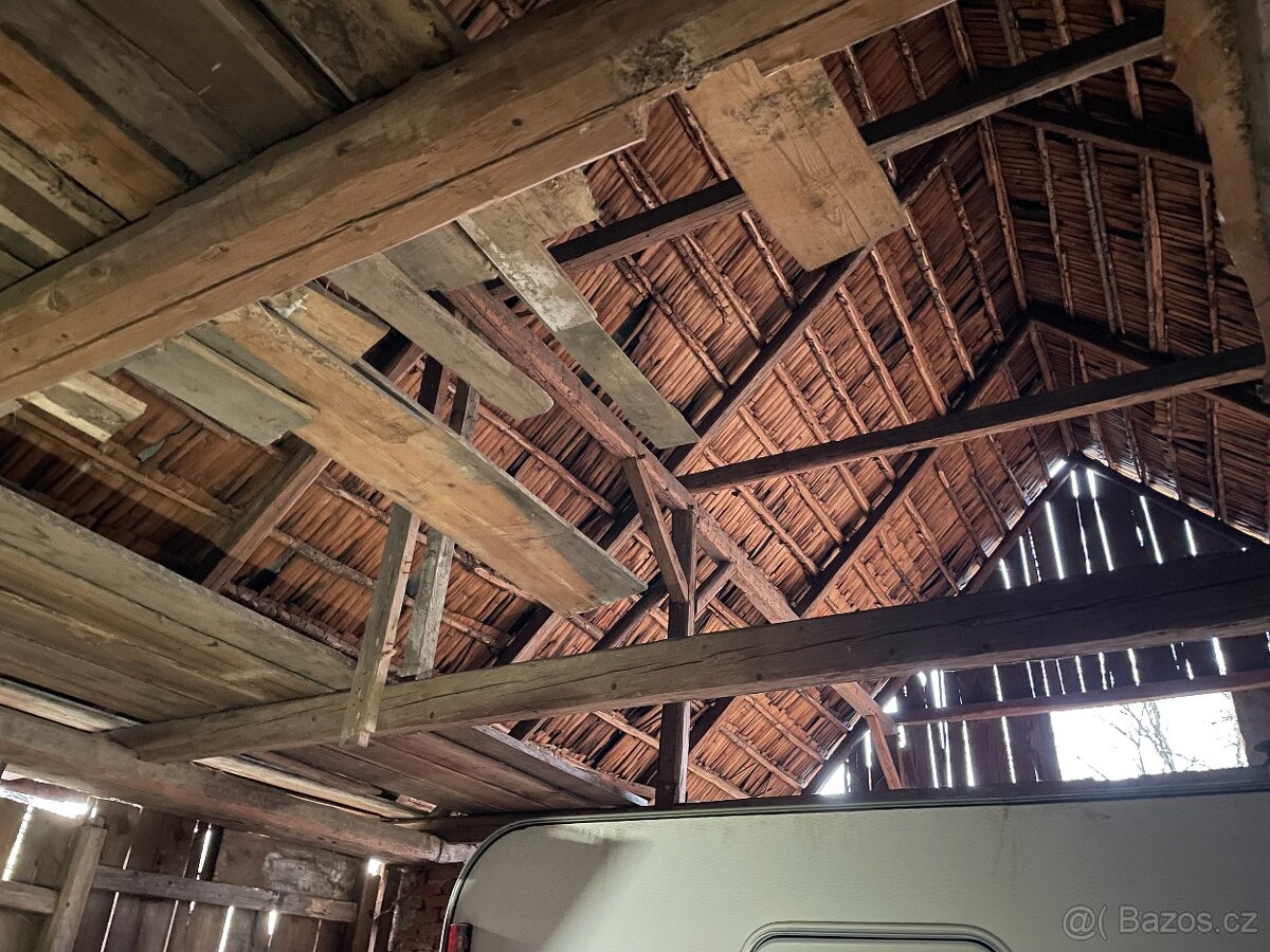 Staré tesané tramy - 3