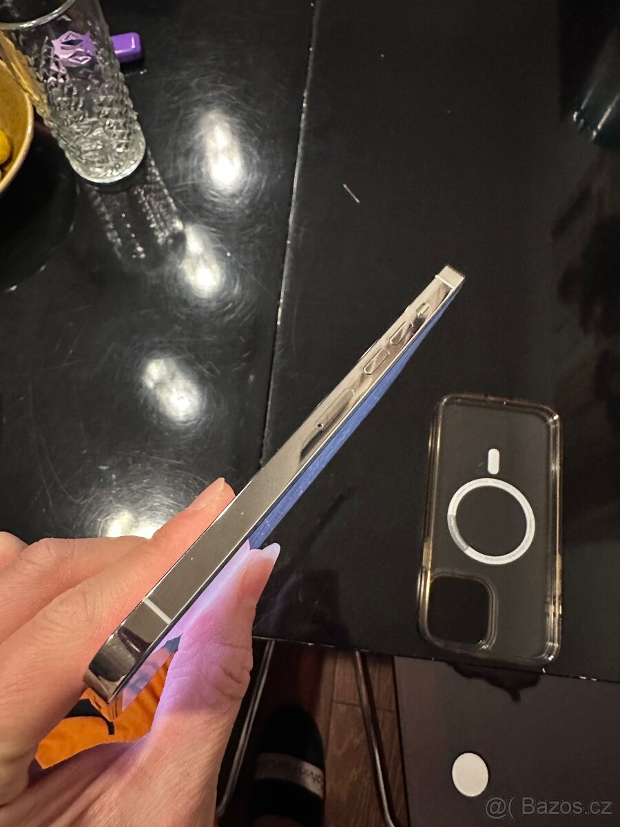 Prodam top stav Iphone 13pro max128gb - 3