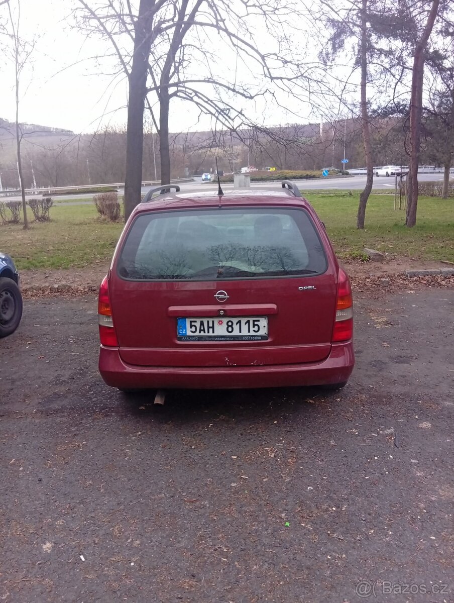 Opel Astra 1.9 - 3