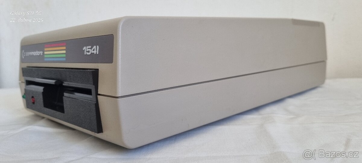 COMMODORE 1541 - DISKETOVÁ MECHANIKA - 3