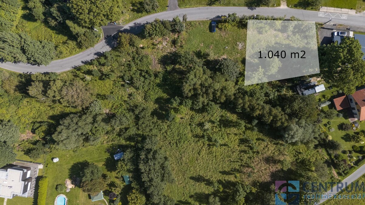 Prodej pozemku 1040 m2 - 3