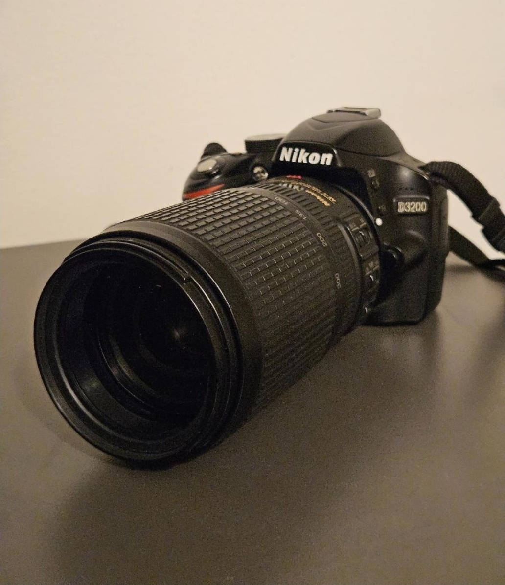 Nikon D3200+příslušenství - 3