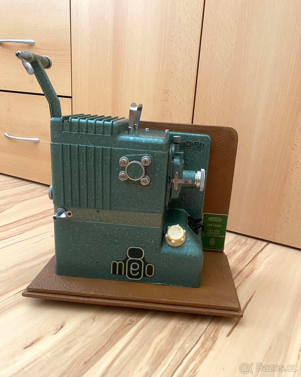 Stará promítačka - 3