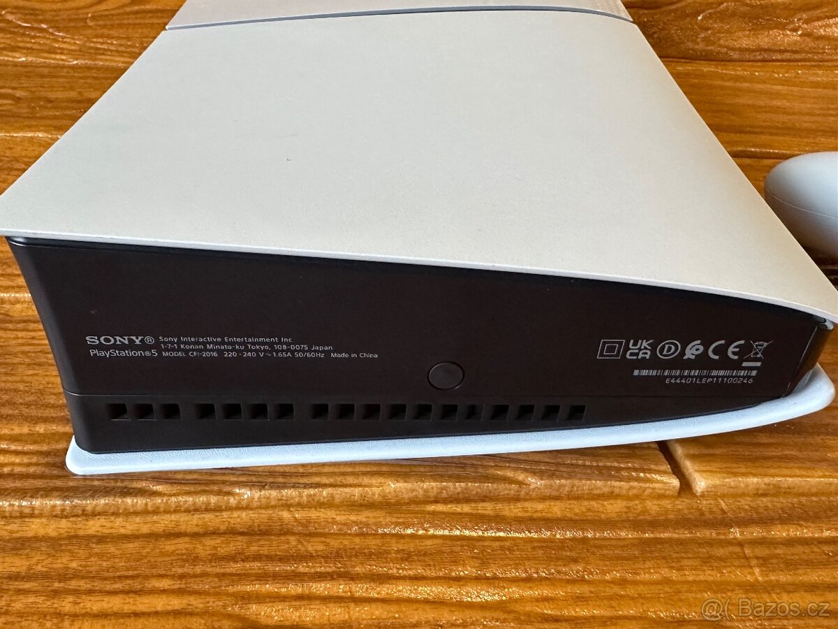 Vyměním zánovní konzoli PS5 1TB, nebo vyměním za Xbox X / S - 3