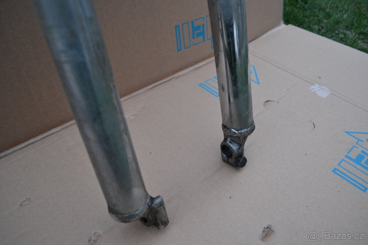 JAWA 350/634 Přední vidlice s brýlemi a řídítky. NOVÁ CENA - 3