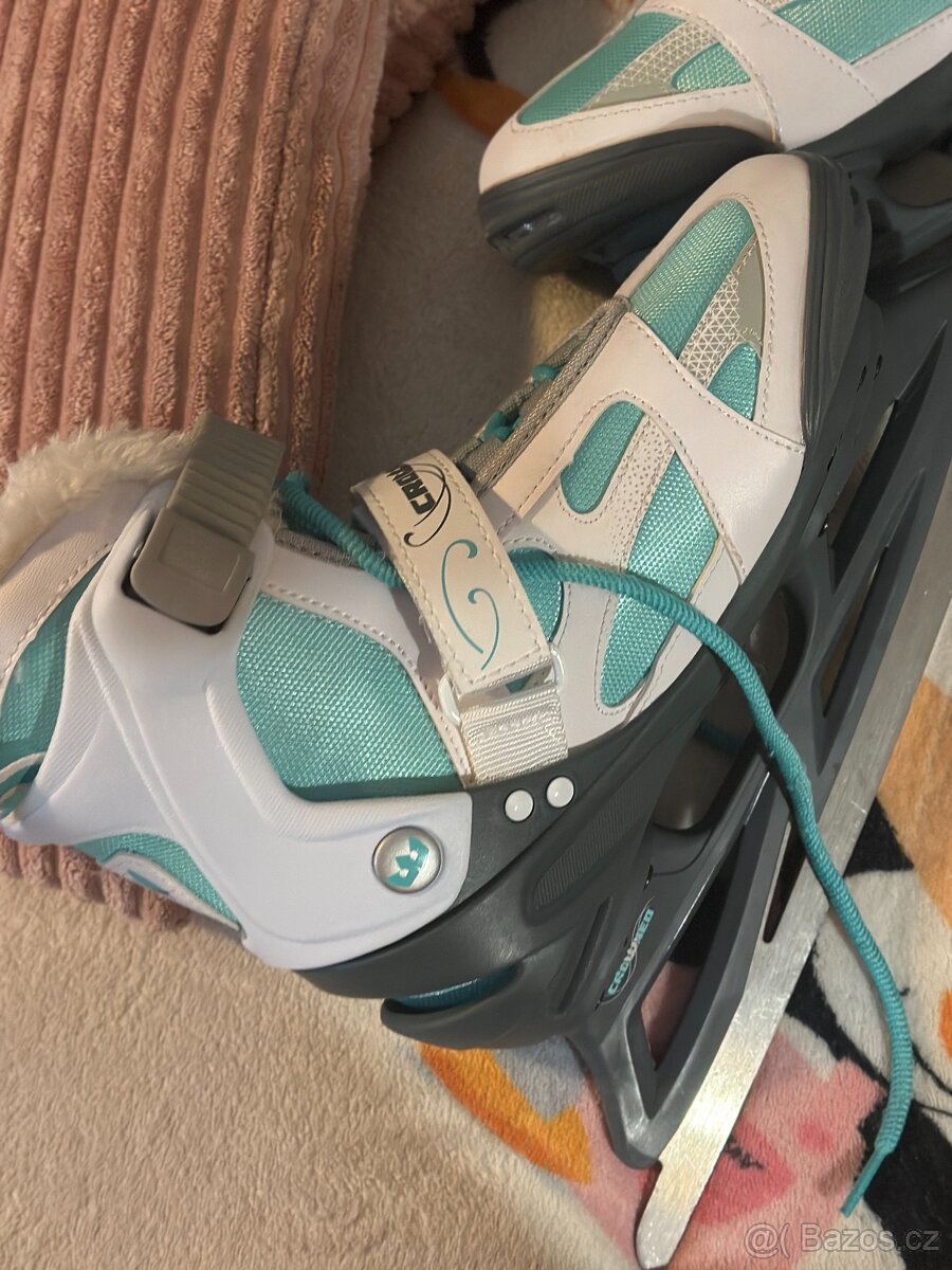 Holčičí lední brusle vel. 37 nové - 3