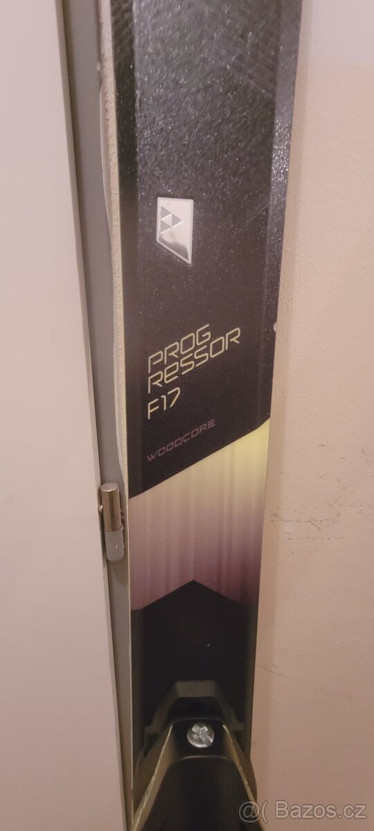 Lyže Fischer F17 Progressor - 3