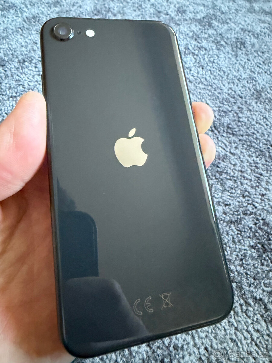 iPhone SE 2020 TOP stav / Baterie 100% - 3
