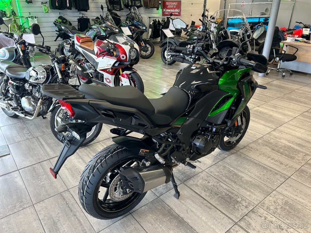 Kawasaki Versys 1100 SE - 3