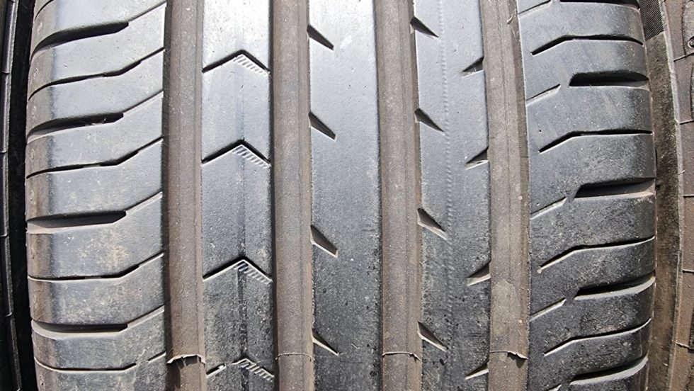 Letní pneu 225/60/17 Continental - 3