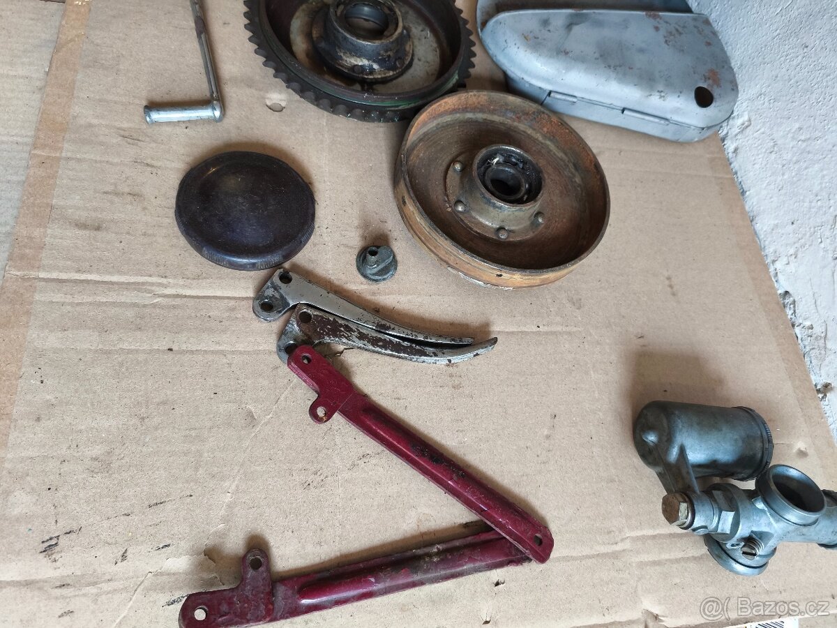 Díly Jawa Pérák 250,350 - 3