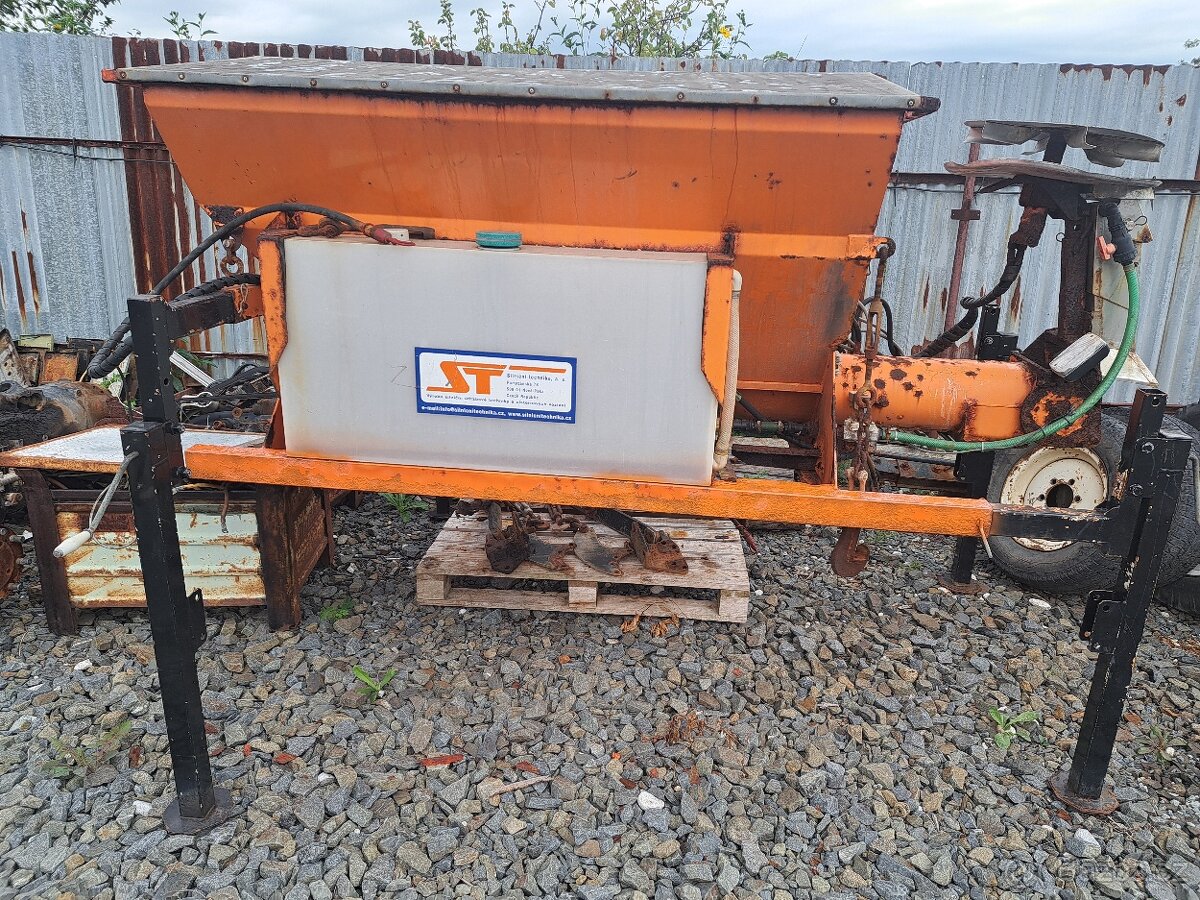 Sypač komunální pro multicar 1,2E - 3