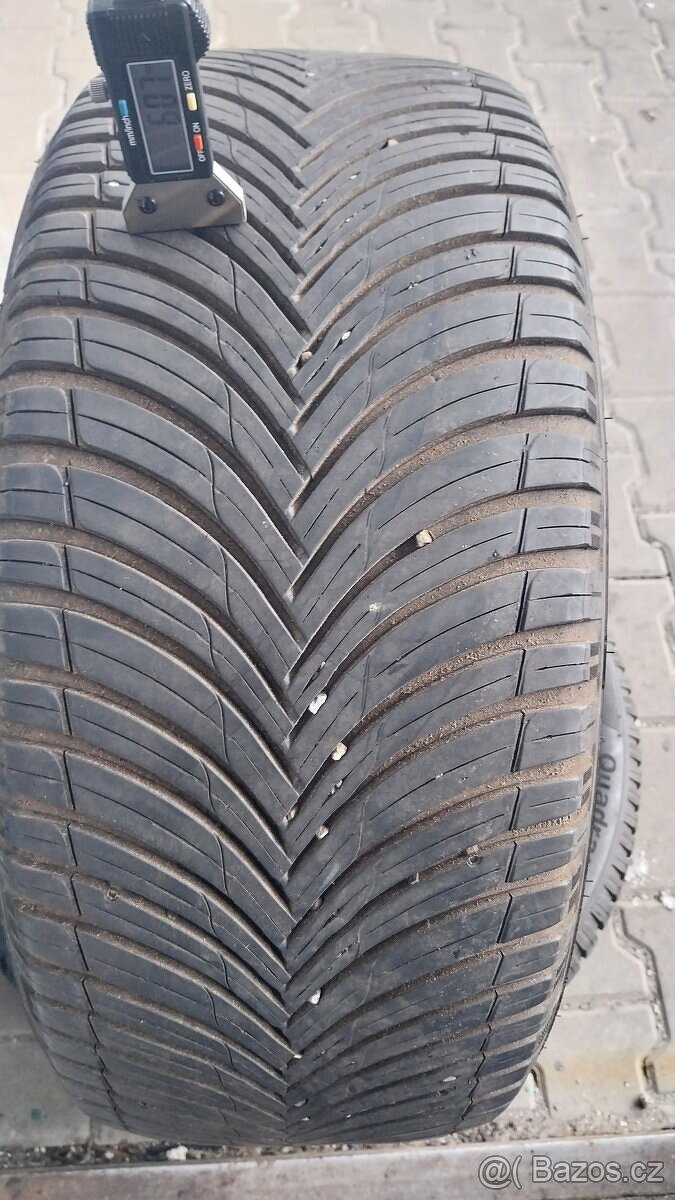 Prodám 2 x pneu Kleber 245/40/19 celoroční - 3