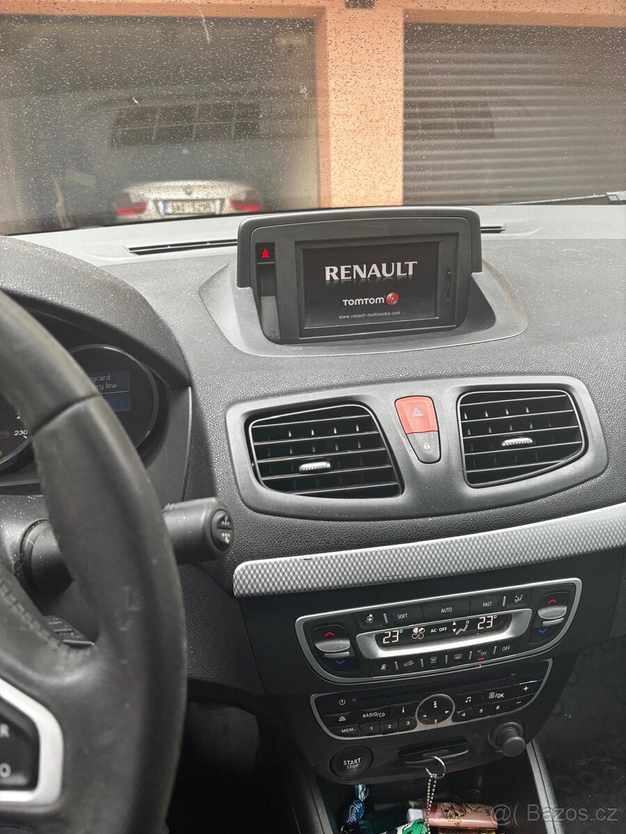 Prodám Renault Fluence - 3