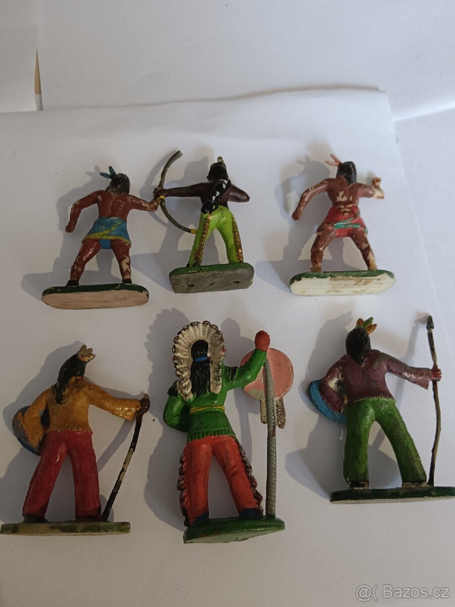 Staré hračky indijánci - 3