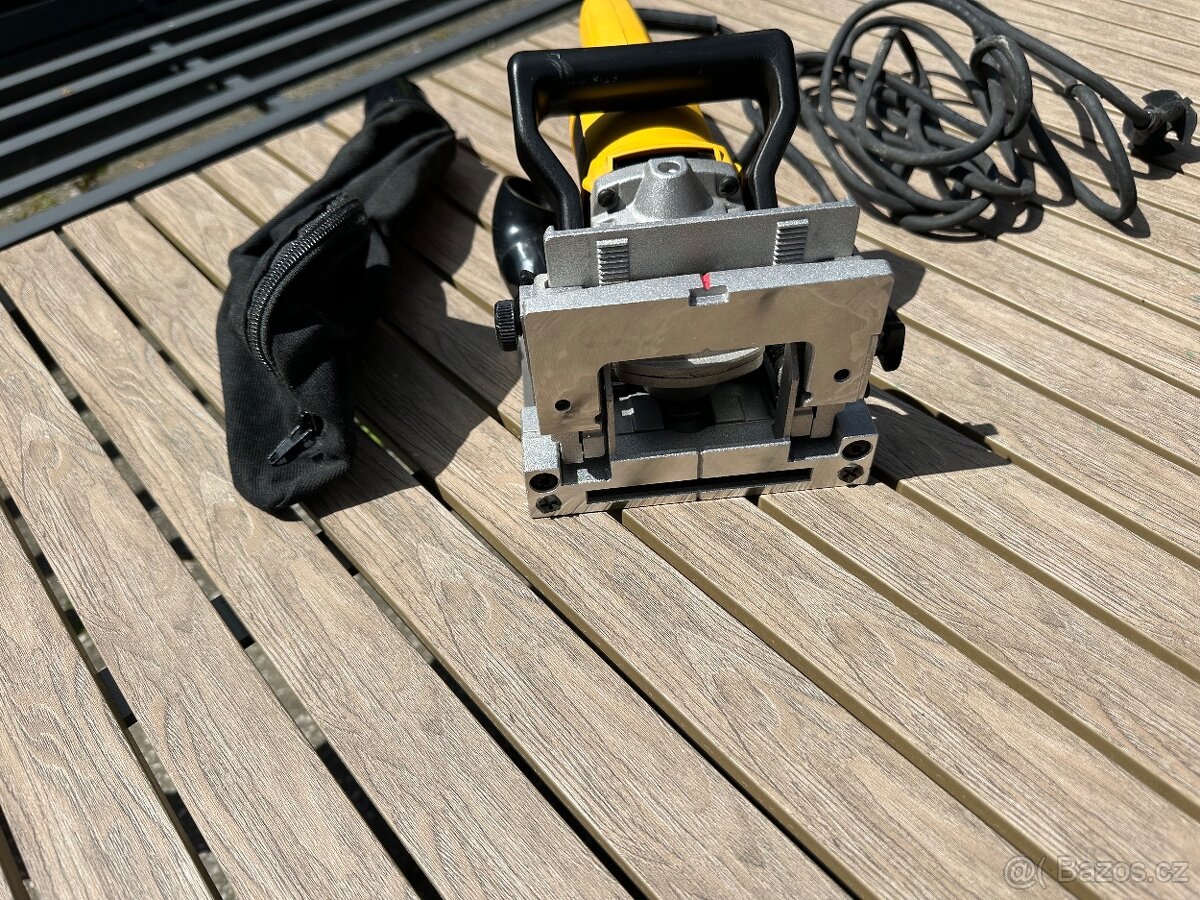 Dewalt DW682-QS - 3