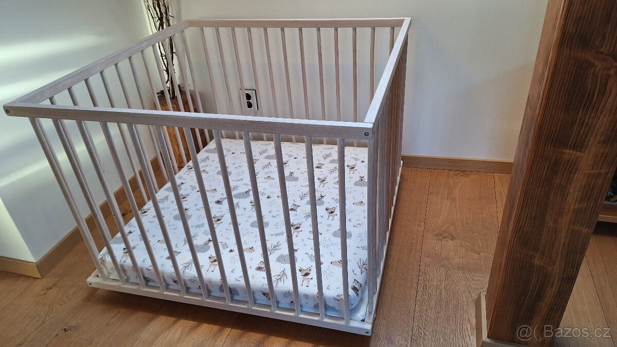 Dřevěná dětská ohrádka - 3