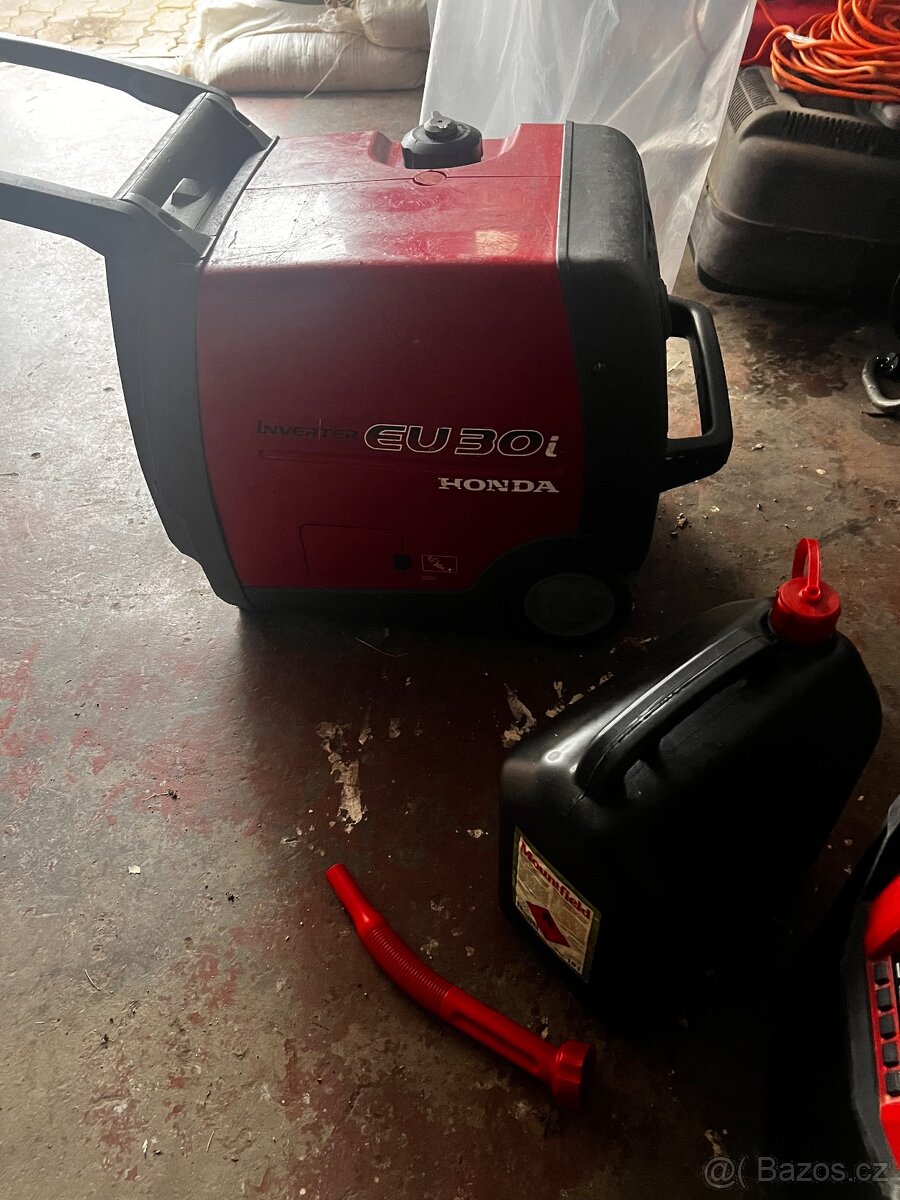 Honda EU 30i elektrocentrála invertor - 3