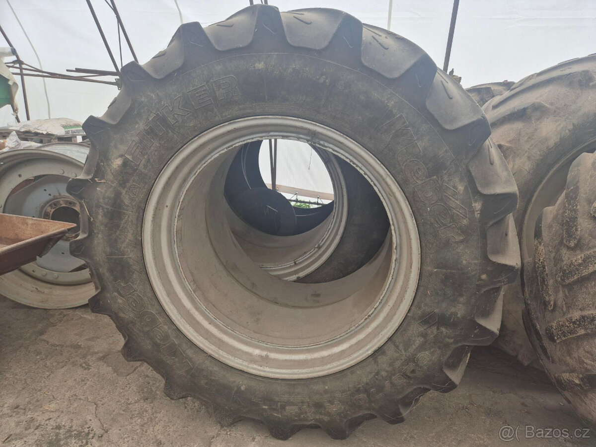 Dvojmontáže 620/70 R42 a kola 650/65 R42 - 3