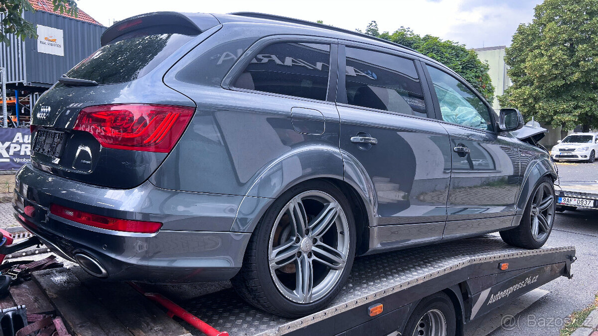 Vůz na náhradní díly Audi Q7 4L FL S-Line 2015 CRCA NAC LZ7S - 3