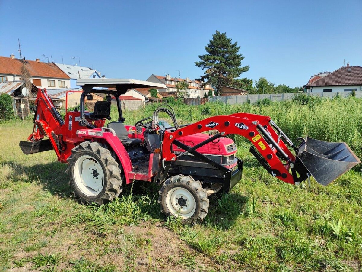 Malotraktor Mitsubishi MT266 s čelním nakladačem a podkopem - 3