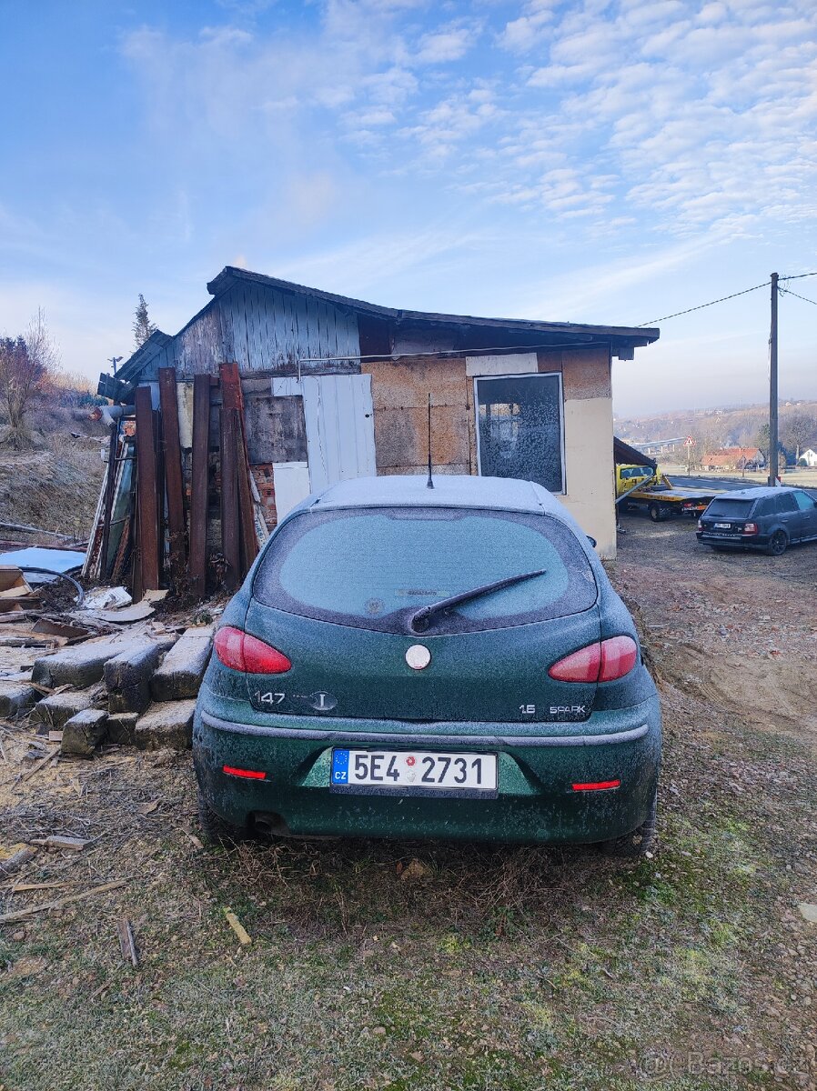 Prodám Alfu Romeo 147 - 3