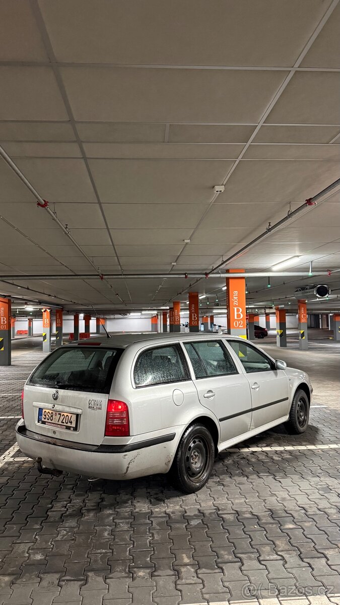Škoda Octavia 1 - 3