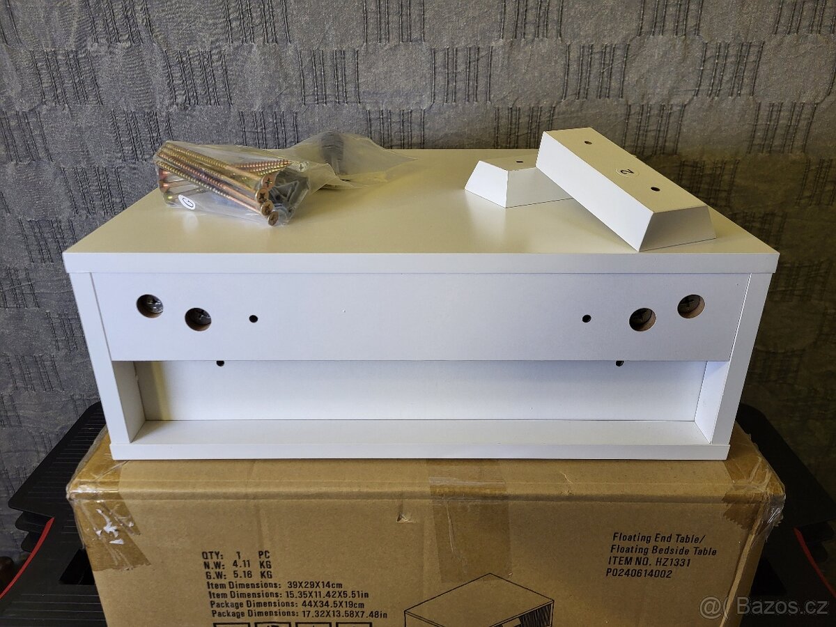 Závěsný noční stolek - 3