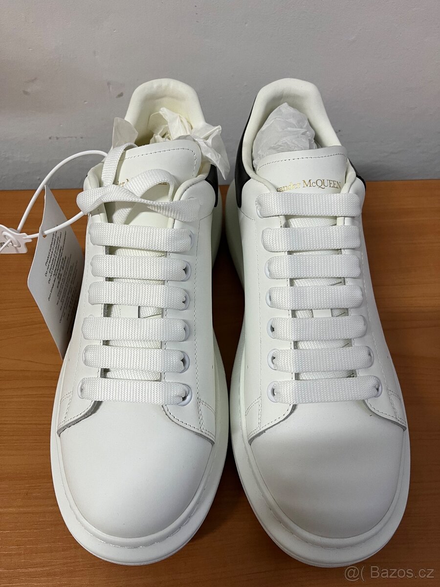 Alexander McQueen vel 44 - 3