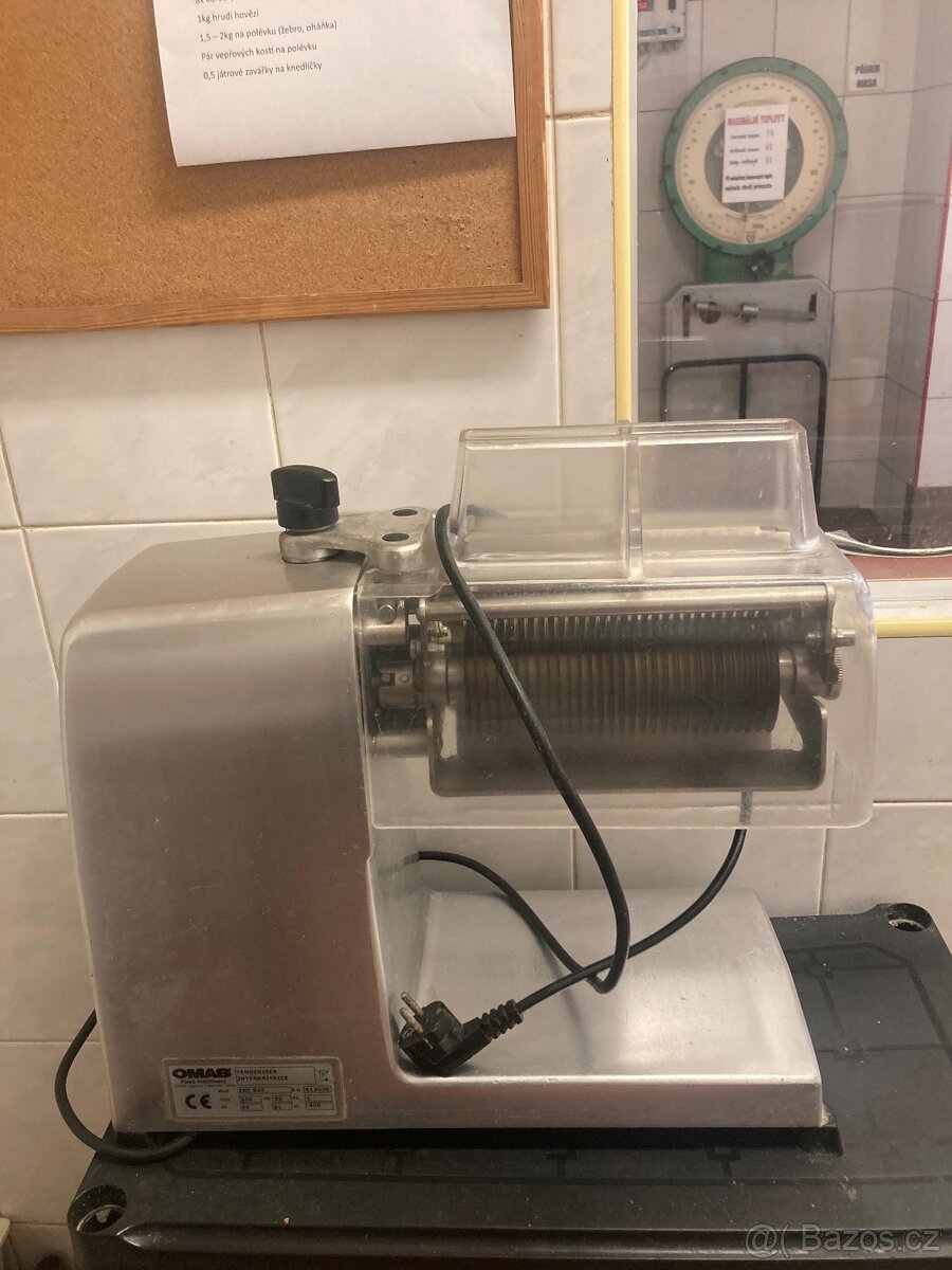 Elektrická řezačka masa - 3