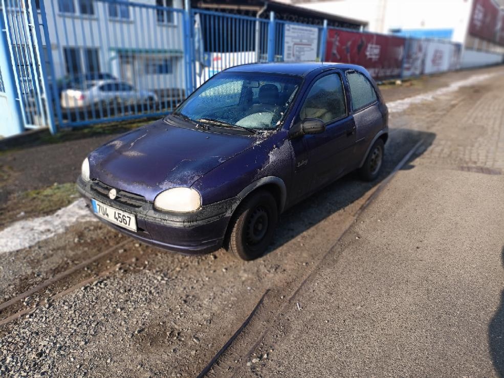 Opel Corsa B 1.4 automat - 3