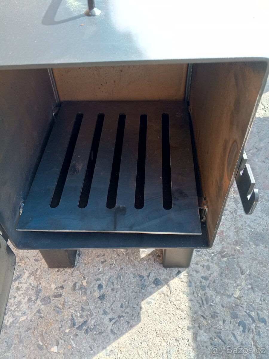 Topeniště udírna - 3