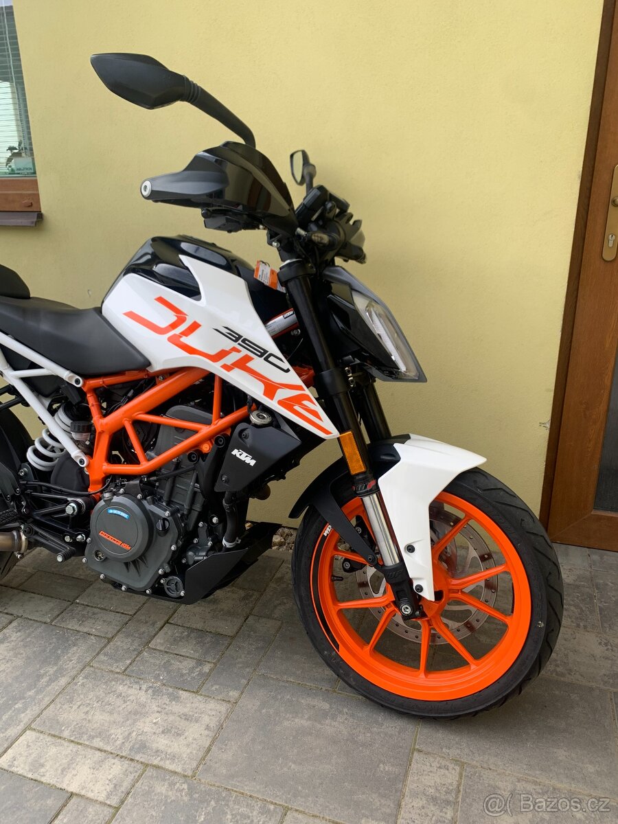 KTM 390 Duke - 3