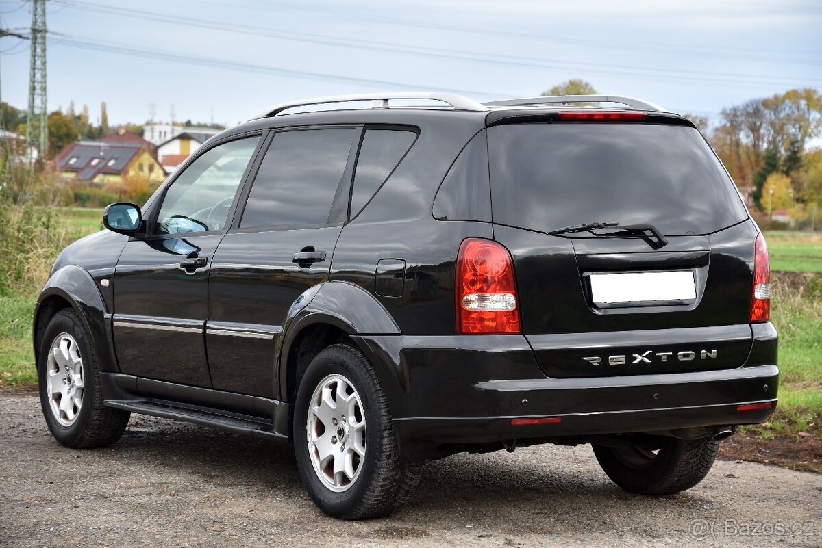 SsangYong Rexton XDi 270 XVT A/T 4X4,TEMP,ŠÍBR,DKLIMA,VÝHŘEV - 3