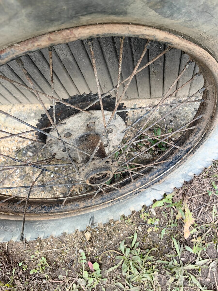 Cz 150 c zadní kolo - 3