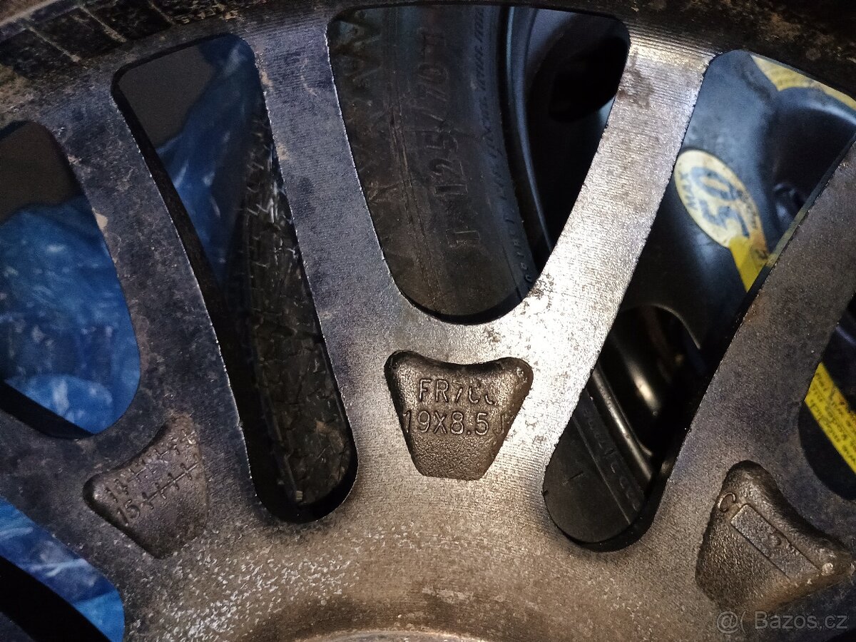 Ještě jsou na prodej 5x120 19 8,5J ET38 BMW Transportér - 3