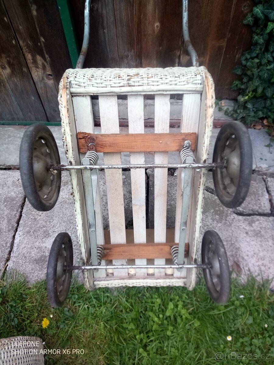 Kočárek pro panenky - 3