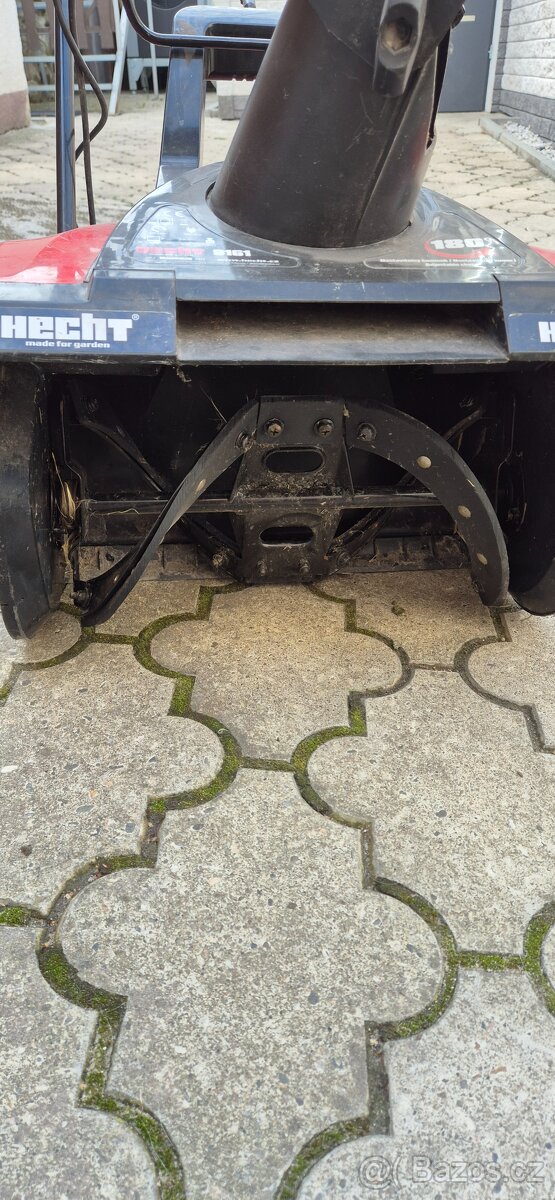 Sněhová fréza Hecht 9161 - 3