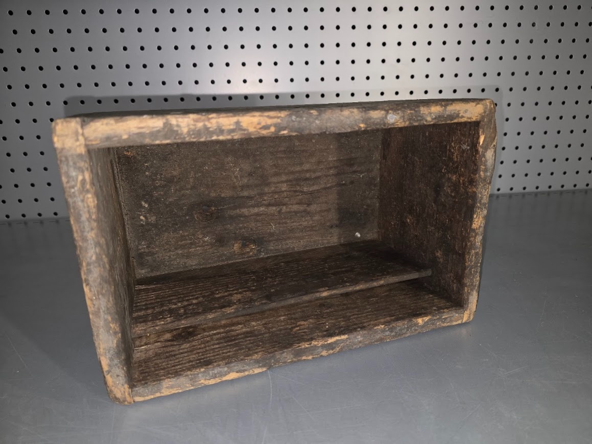 STARÁ DŘEVĚNÁ BEDÝNKA JEN 50 KČ - 3