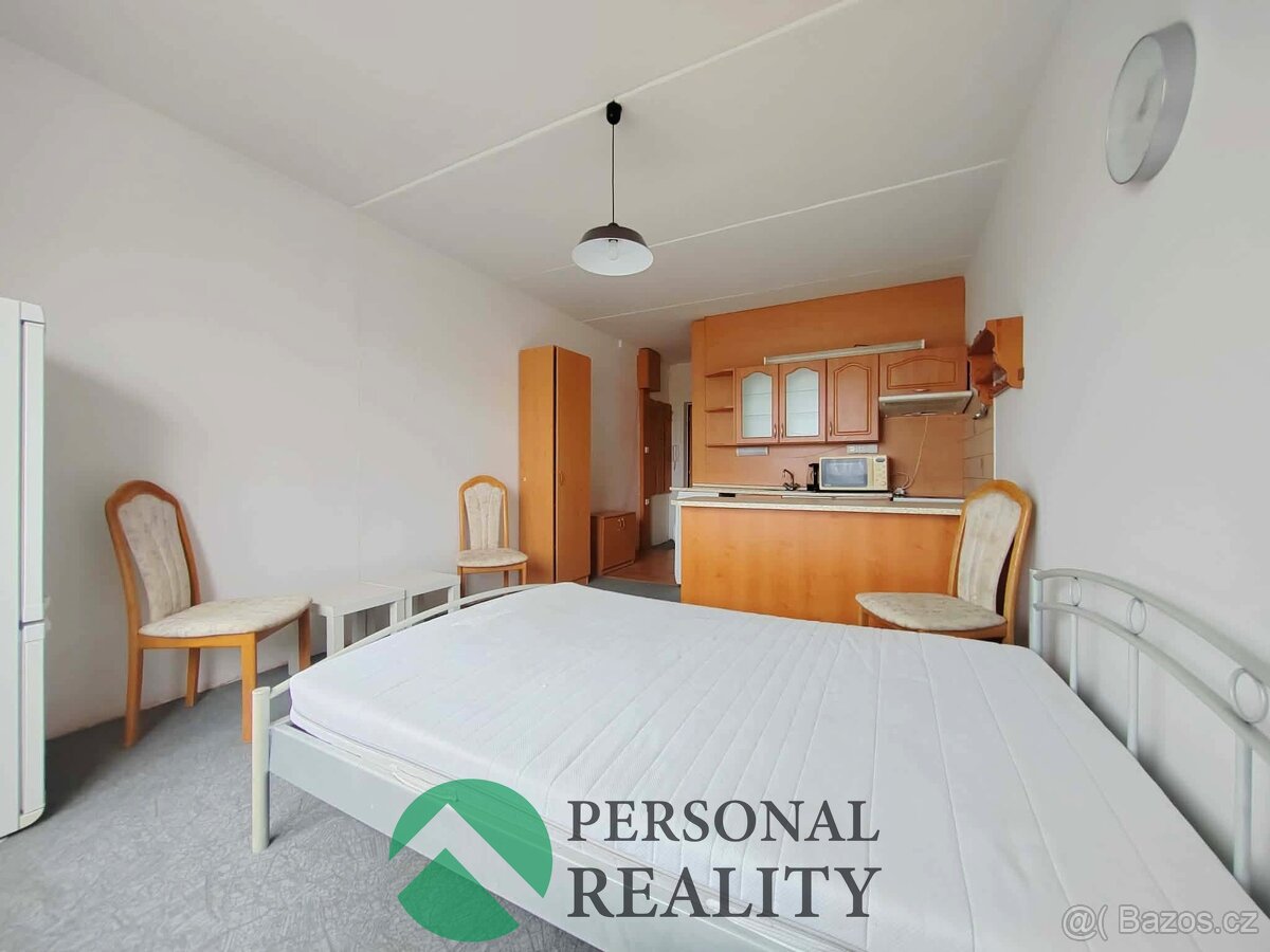 Pronájem bytu 1+kk 25 m², Sokolov, ev.č. 02735 - 3