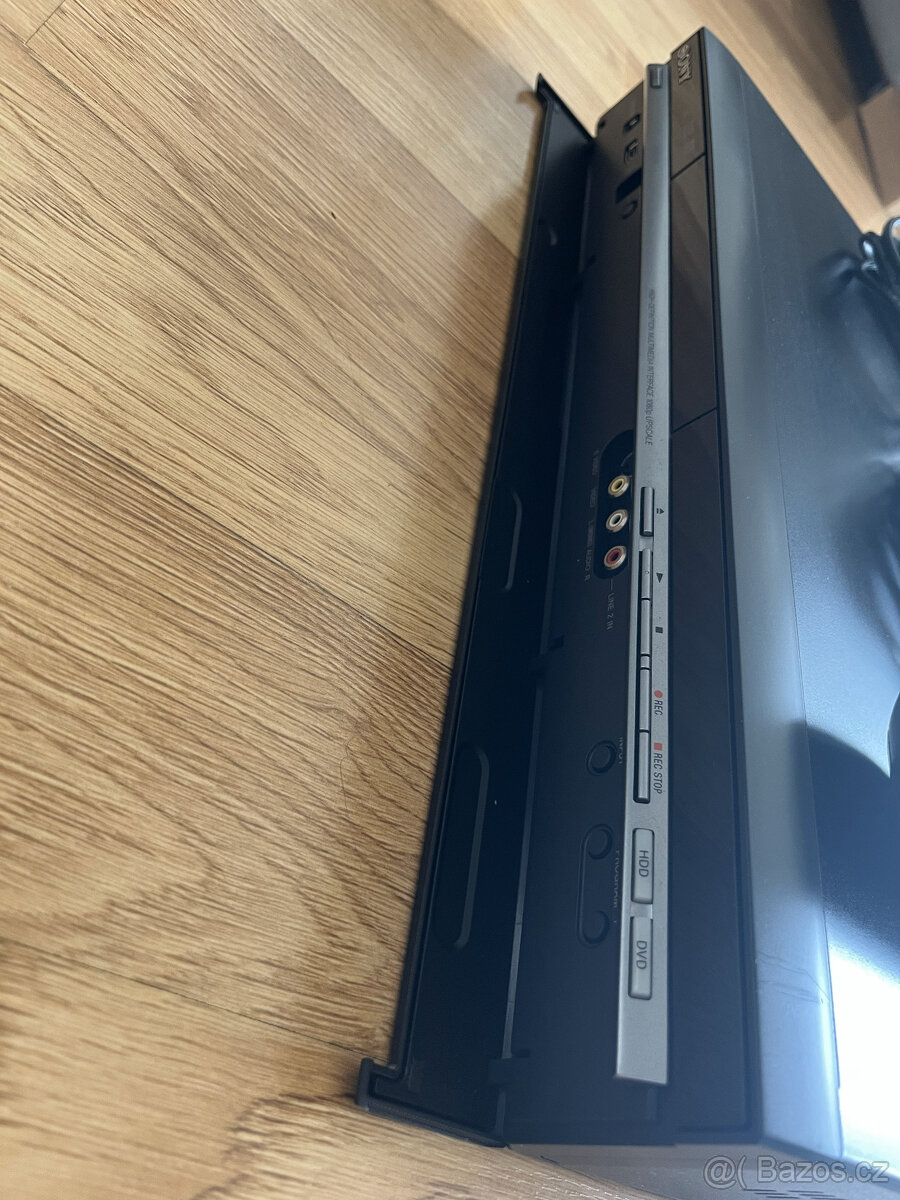 CD/DVD přehrávač SONY RDR-HXD1070 - 3