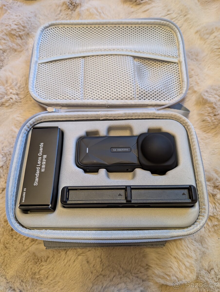 Insta360 X5 Essentials bundle+ příslušenství - 3