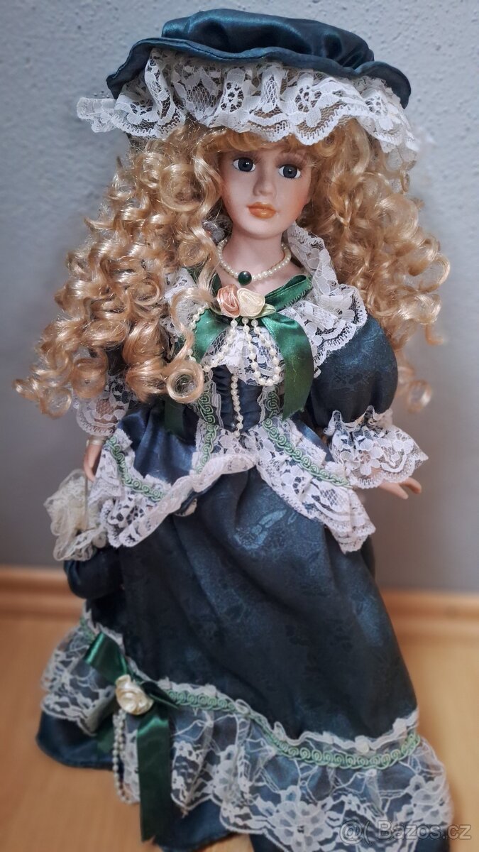 Sběratelská porcelánová panenka - 3