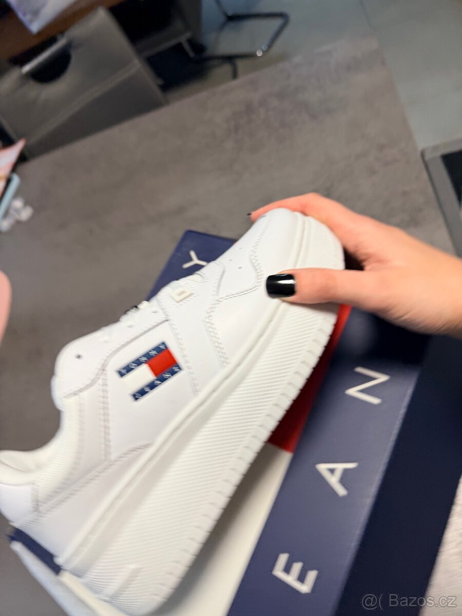 Dámské tenisky Tommy Hilfiger - 3