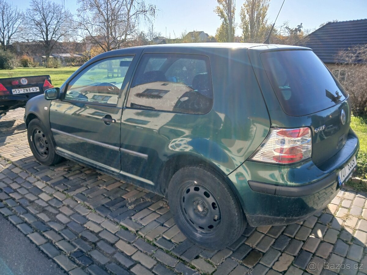 Golf IV - 3