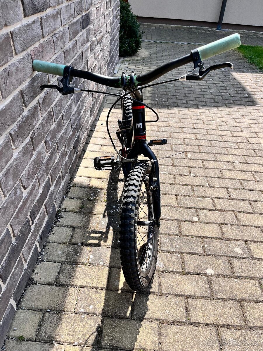 Trial kolo Comas - 3