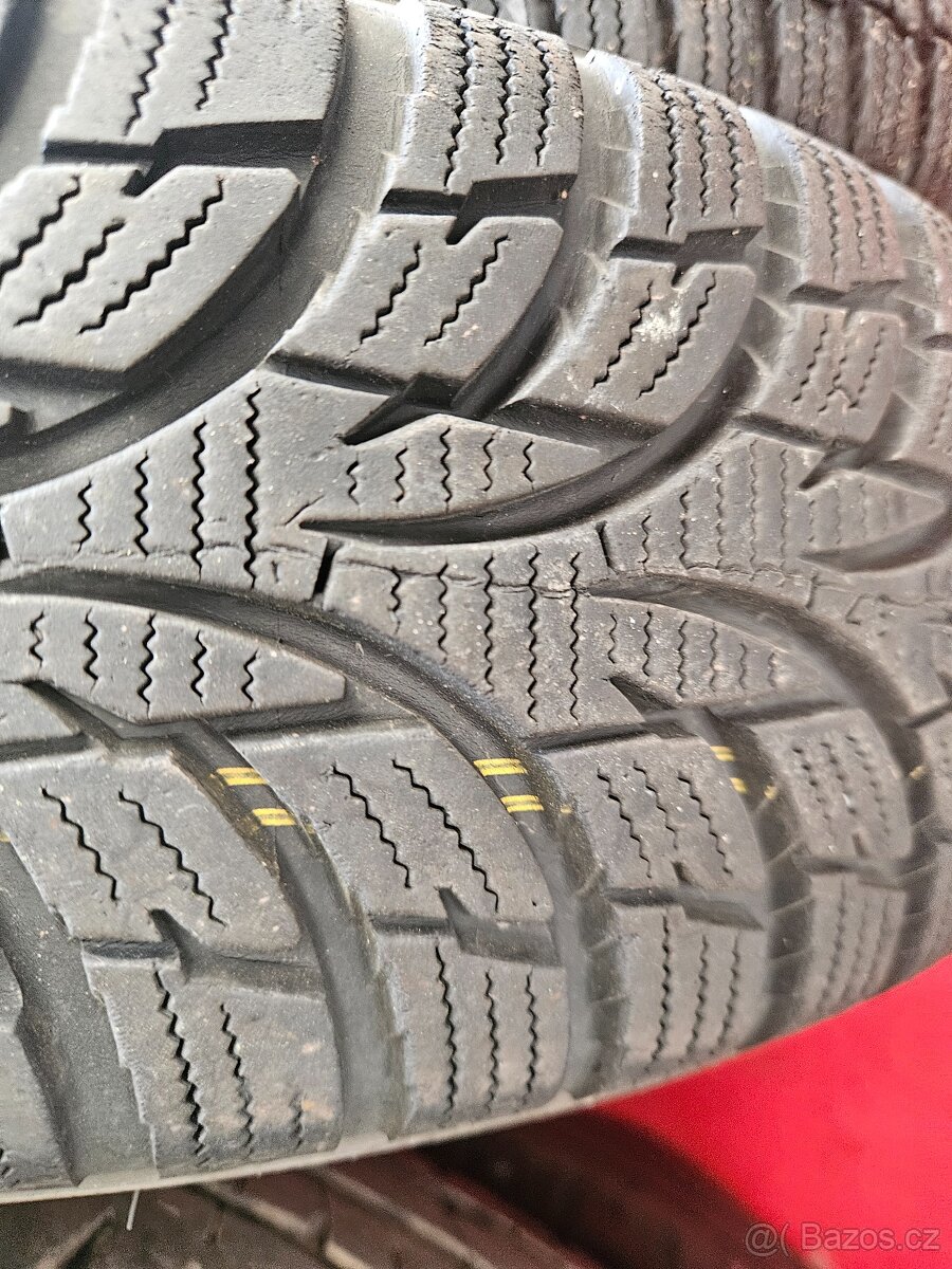 155/80R13 79T Nokian - 3