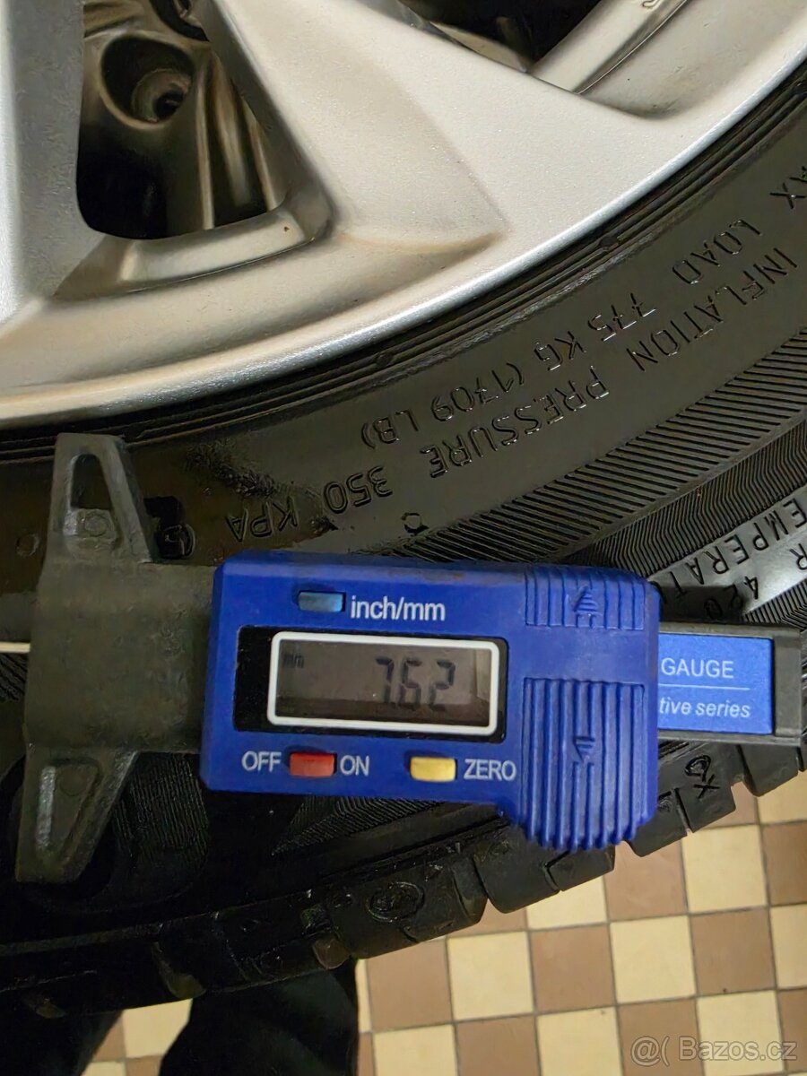 5x114,3 R16 Mazda 215/60 Barum - 3