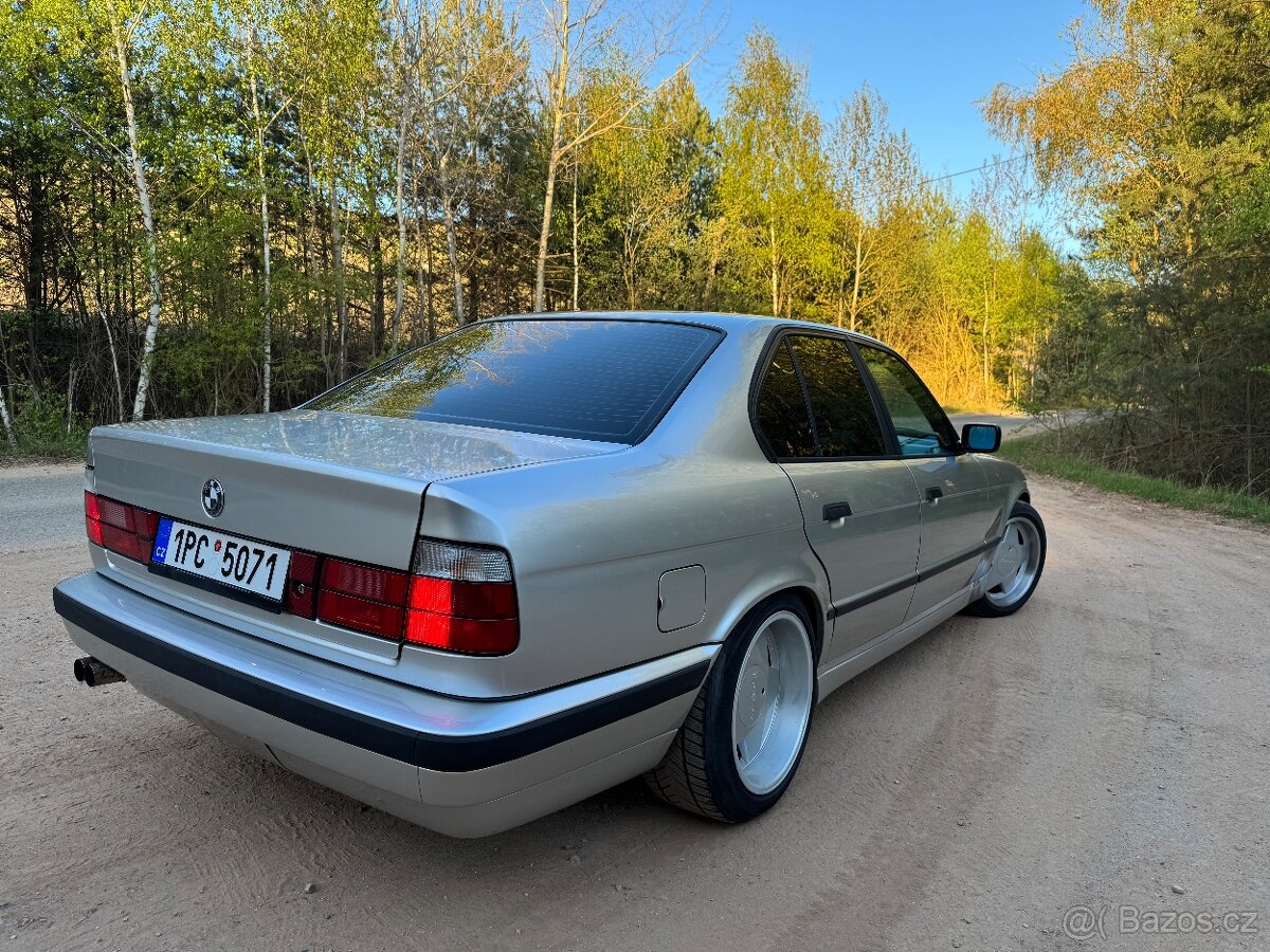 BMW E34 525i m50b25 - 3