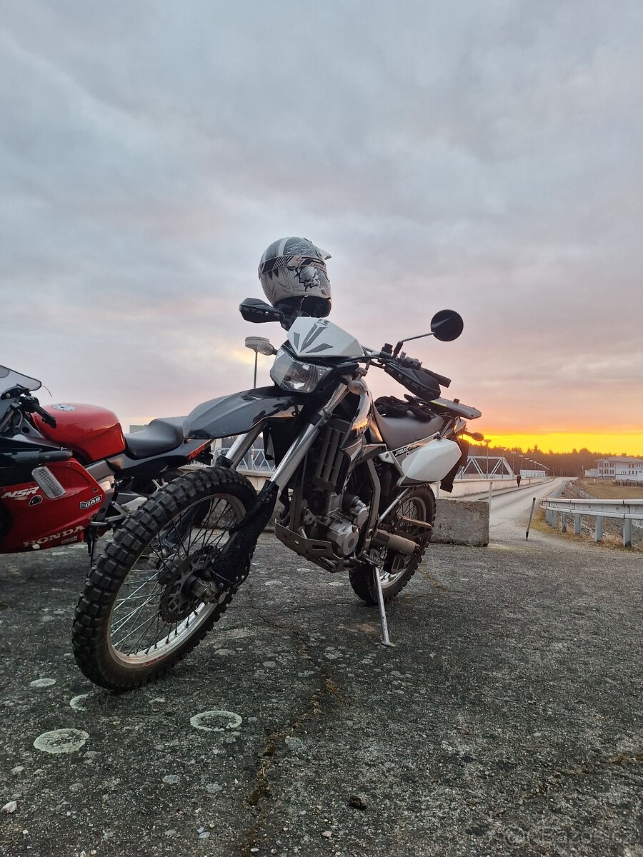 Kawasaki klx 250
